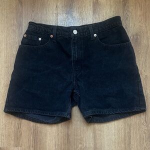 Levi’s Black 852 Relaxed Mid Length Denim Shorts Size 8